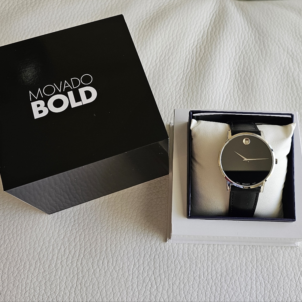 Movado Bold Mens Watch - Picture 10 of 10